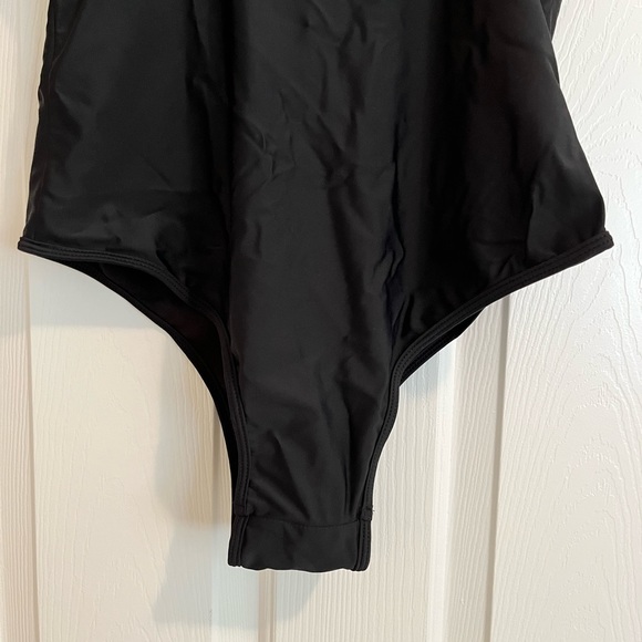 “The Party” Bridal Party Swimsuit - Picture 7 of 12